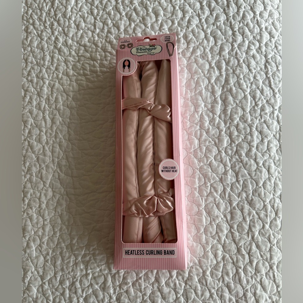 The Vintage Cosmetic Company Hairband Heatless Curler NWT